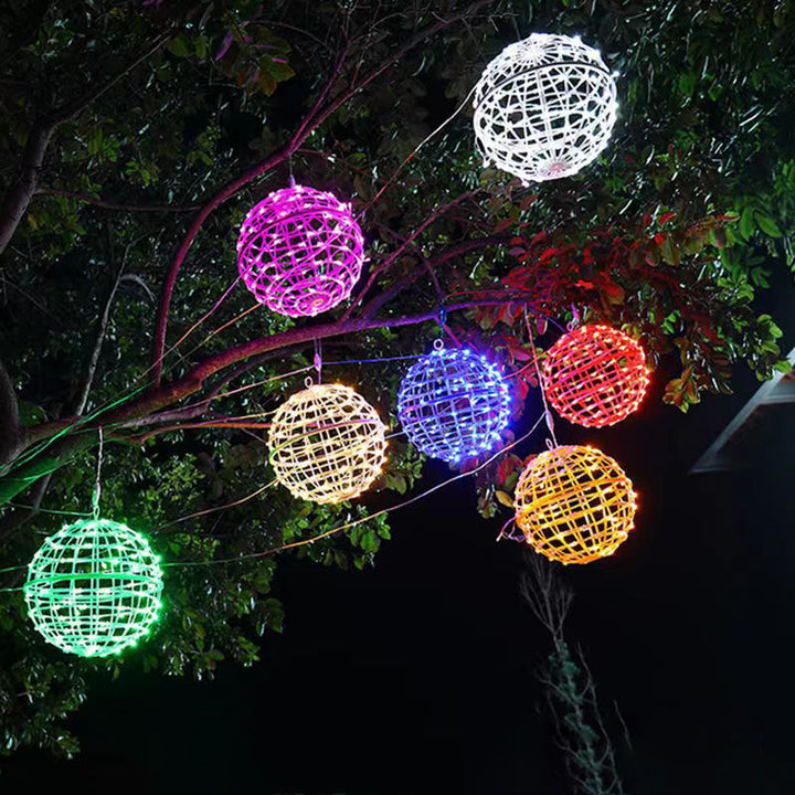 Moderne Art Deco wasserdichte PVC-Hängeballdekoration LED-Außenpendelleuchte Außenleuchte für den Garten 
