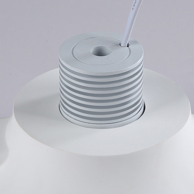Plafonnier encastré en plâtre traditionnel français en aluminium rond avec une lumière pour couloir 