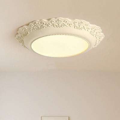 Traditional French Resin PE Round Relief Sculpture LED Flush Mount Ceiling Light For Bedroom