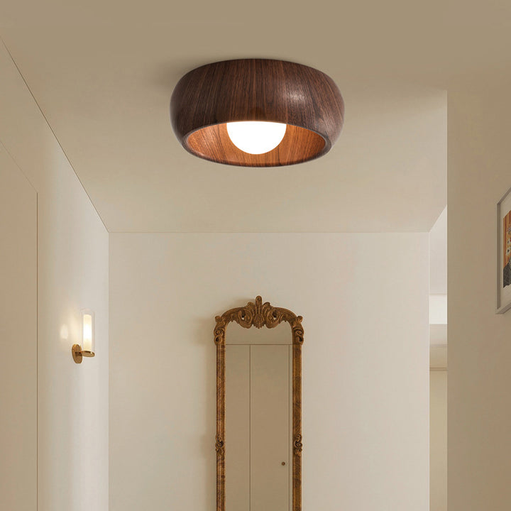 Zeitgenössische skandinavische Eisen-Glas-Runde-Tart-Holzmaserung 1-Licht-Deckenleuchte für den Flur 