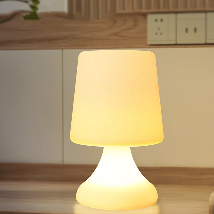 Lámpara de mesa LED contemporánea creativa recargable de copa de vino PE luz nocturna para comedor 