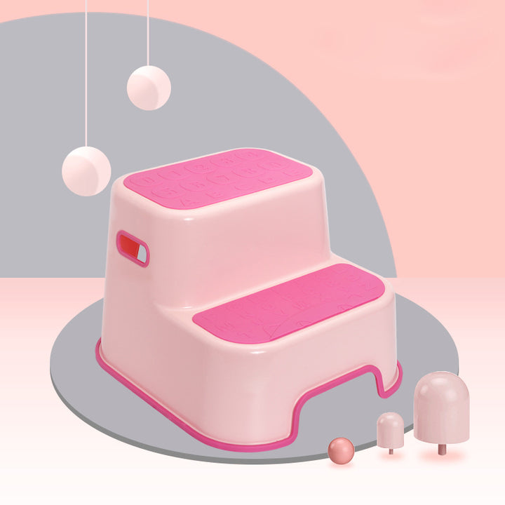 Taburete portátil rectangular de letras para niños creativos contemporáneos TPE PP de 2 niveles para baño 