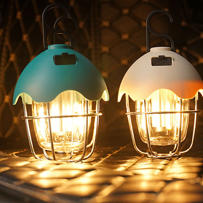 Zeitgenössische Retro Wiederaufladbare Kunststoff Metall Kiefernzapfen Eierschalen Tragbare Camping LED Außenleuchte Für Außenbereich Terrasse 