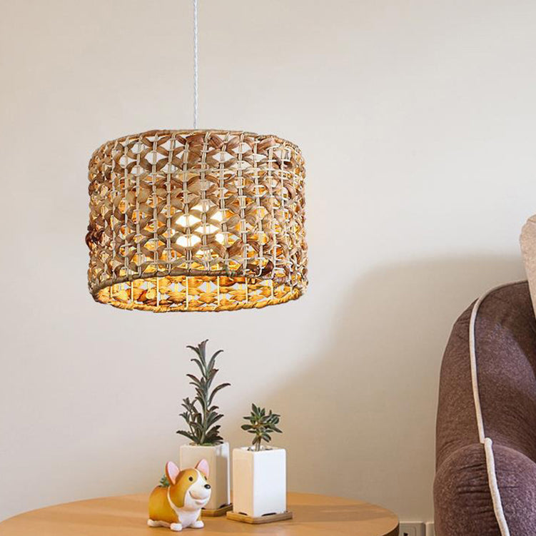 Traditional Farmhouse Weaving Rattan Iron Cylinder Oval Conic Round 1-Light Pendant Light For Dining Room