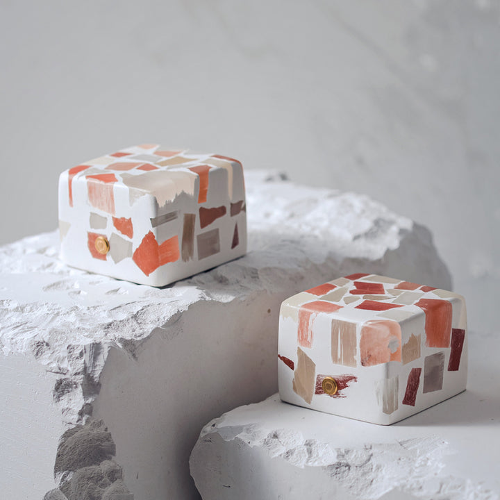 Lampe de table LED cube en plâtre d&