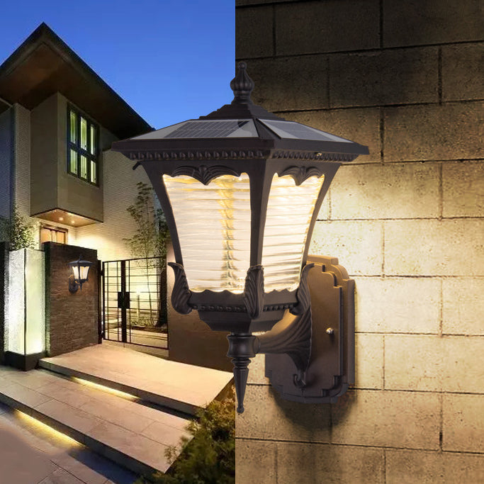 Zeitgenössische Retro-Solar-Wasserdichte Aluminium-Glas-Quadratische Gestreifte Laterne LED-Wandleuchte Für Außenbereich Terrasse 