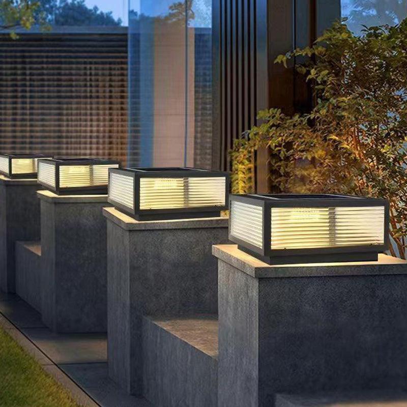 إضاءة المناظر الطبيعية LED من الألمنيوم والزجاج المقاوم للماء بتصميم عصري بسيط بخطوط مربعة للطاقة الشمسية للحديقة الخارجية 