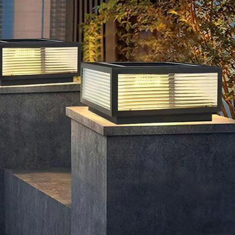 إضاءة المناظر الطبيعية LED من الألمنيوم والزجاج المقاوم للماء بتصميم عصري بسيط بخطوط مربعة للطاقة الشمسية للحديقة الخارجية 