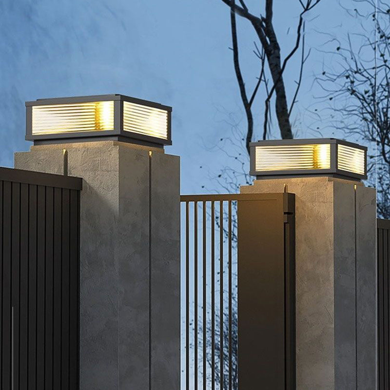 إضاءة المناظر الطبيعية LED من الألمنيوم والزجاج المقاوم للماء بتصميم عصري بسيط بخطوط مربعة للطاقة الشمسية للحديقة الخارجية 