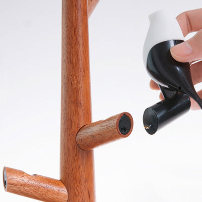 Zeitgenössische kreative PC ABS Holz Silikon Elsterzweig LED-Bewegungssensor Nachtlicht Tischlampe für Schlafzimmer 