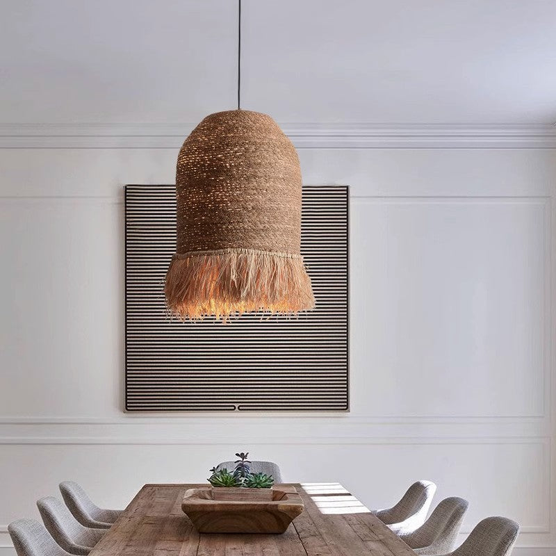 Suspension en rotin rustique traditionnelle en forme de dôme rond avec une lumière pour le salon 