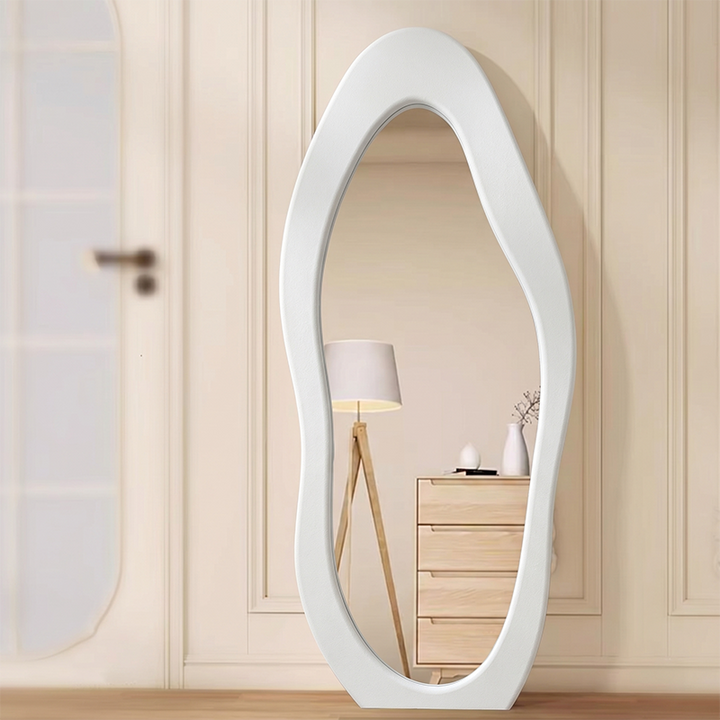 Moderner minimalistischer Ganzkörperspiegel mit gewelltem Design aus MDF, Samt und Glas für Schlafzimmer &amp; Wohnzimmer 