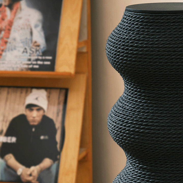 Modern Minimalist Cylindrical Wave-Patterned Paper Rattan Steel Cat Scratching Post For Living Room