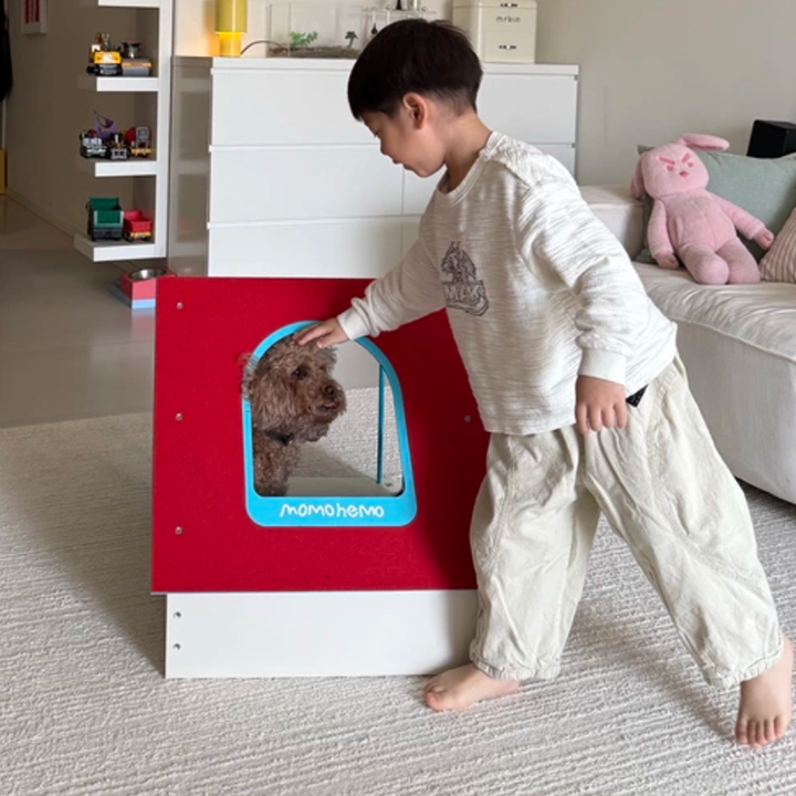Modernes kreatives rechteckiges Katzenbett in Hausform aus Karton, Filz, Wellpapier und Fleecepad fürs Schlafzimmer 