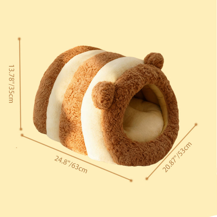 Contemporary Creative Alpaca Wool Arctic Fleece Bear-Shaped Cat Bed For Living Room &amp; Bedroom