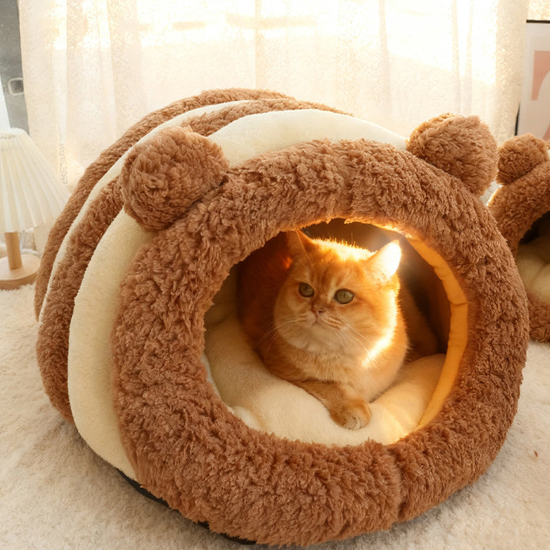Contemporary Creative Alpaca Wool Arctic Fleece Bear-Shaped Cat Bed For Living Room &amp; Bedroom
