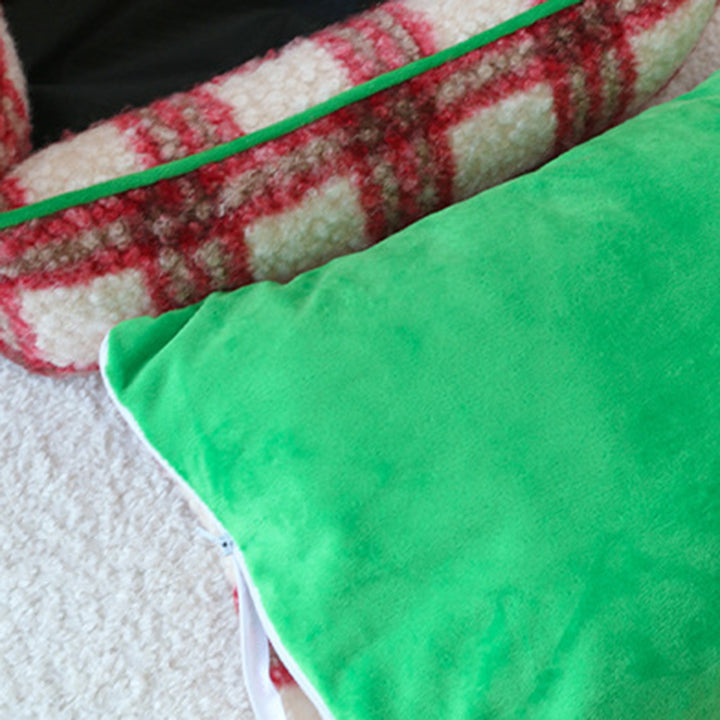 Contemporary Creative Short Velvet PP Cotton Cat Bed With Removable Pad For Living Room &amp; Bedroom