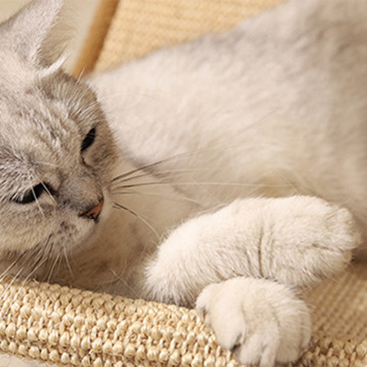 Moderner minimalistischer Katzenbaum &amp; Katzenwohnungen aus MDF, Baumwoll-Leinen und Jute in Dreiecksform mit 1 Hängematte und 2 Kratzpfosten für das Wohnzimmer 