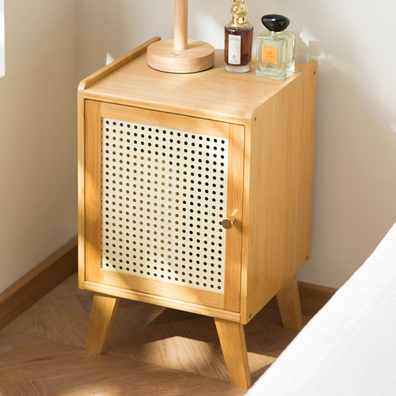 Traditional Japanese Rectangular Medium Density Fiberboard Bamboo Nightstand 1-Cabinet For Bedroom