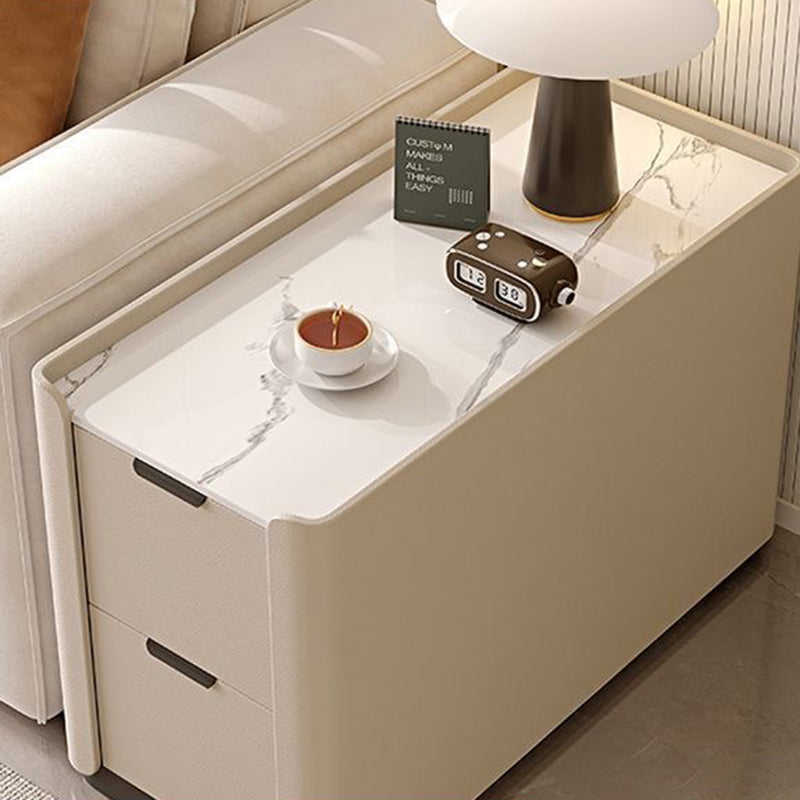 Moderner minimalistischer rechteckiger mehrschichtiger Sperrholz-Steinplatten-Mikrofaserleder-Beistelltisch mit 2 Schubladen für das Wohnzimmer 