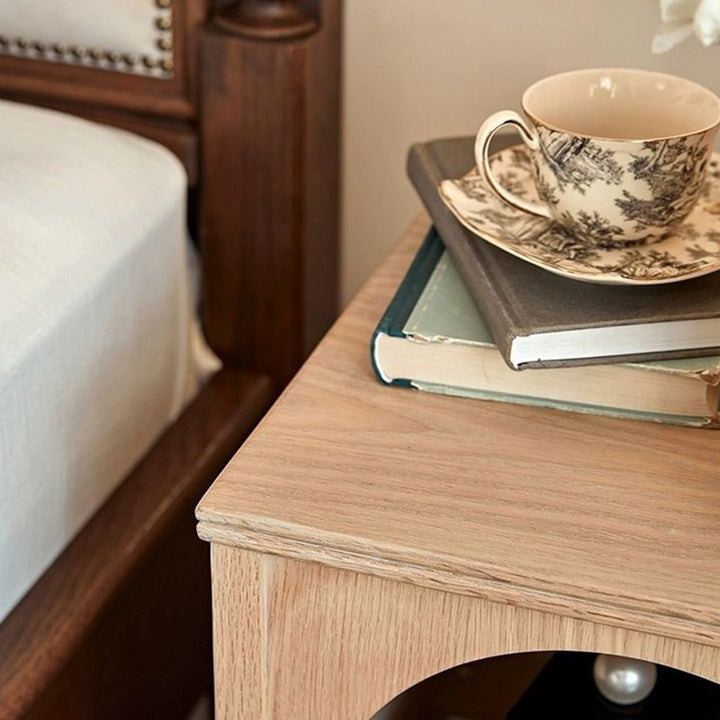 Traditional French Rectangular Arch-Top North American Red Oak Multi-Layer Plywood Nightstand 1-Drawer For Bedroom
