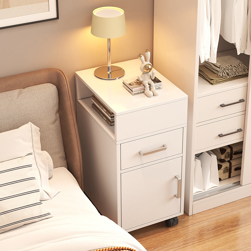 Moderner minimalistischer rechteckiger Nachttisch aus mitteldichter Faserplatte mit 1 Schublade für das Schlafzimmer 