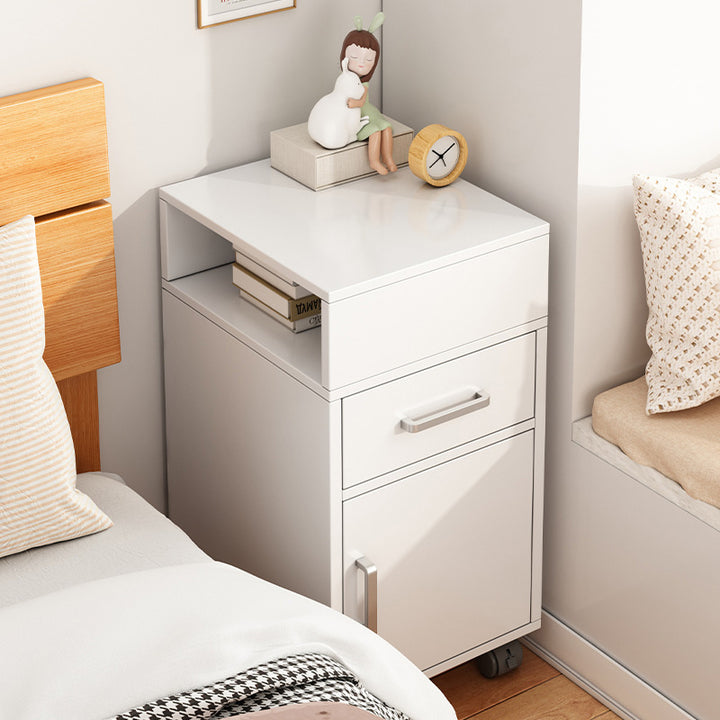 Moderner minimalistischer rechteckiger Nachttisch aus mitteldichter Faserplatte mit 1 Schublade für das Schlafzimmer 