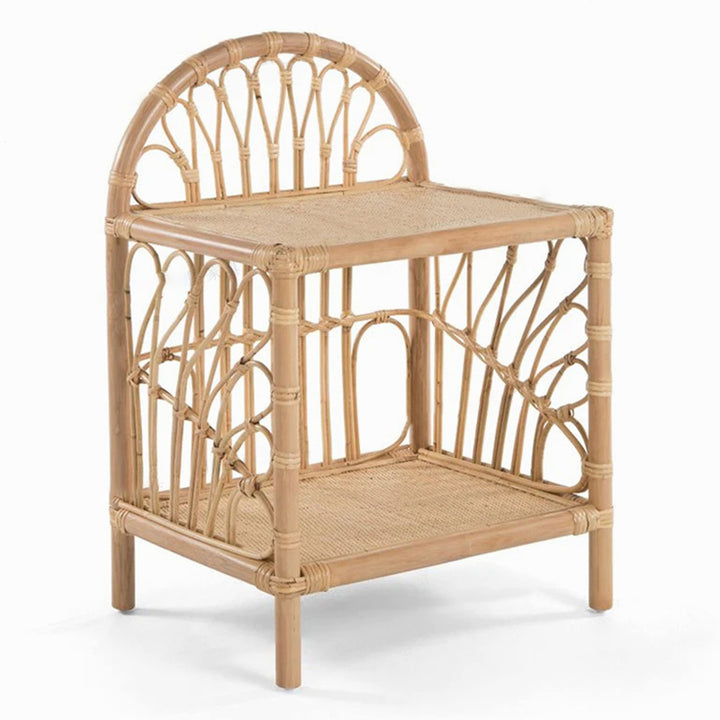 Table d’appoint contemporaine en rotin naturel côtier, tissée à la main en rotin indonésien - courbée avec tissage à motif en V, pour salon 