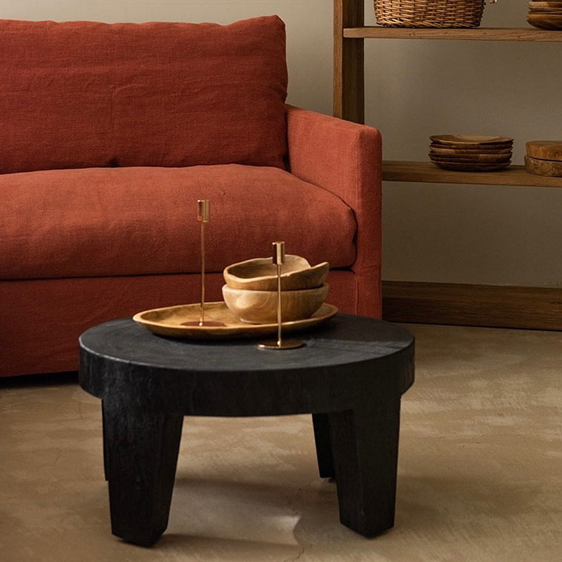 Table basse ronde traditionnelle rustique en bois massif - table sculpturale basse fabriquée à la main pour le salon 