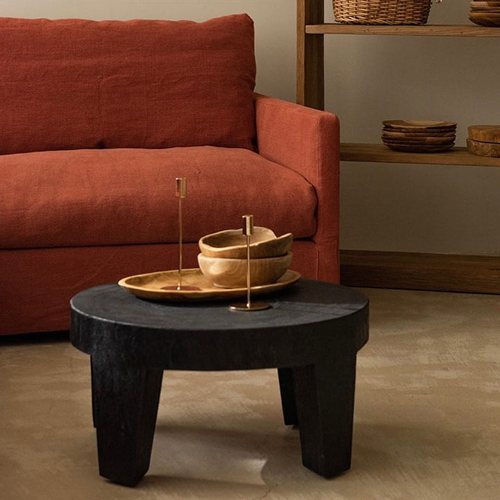 Table basse ronde traditionnelle rustique en bois massif - table sculpturale basse fabriquée à la main pour le salon 
