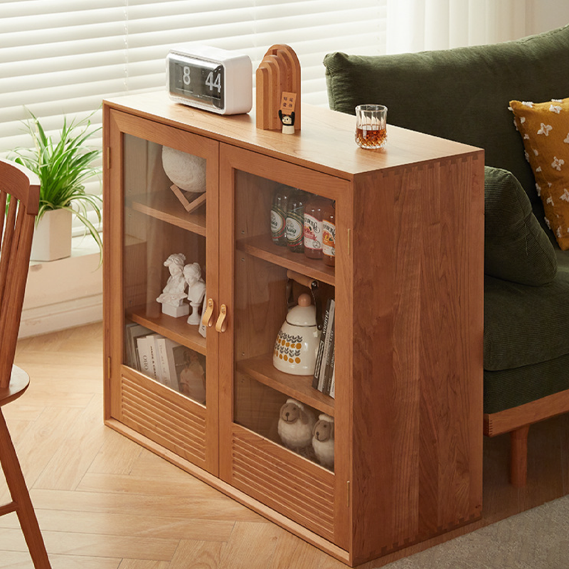 Moderne nordische rechteckige Aufbewahrungsschrank aus massivem Kiefernholz, Sperrholz, Natur-Rattan und gehärtetem Glas mit 6 Schubladen für das Wohnzimmer 