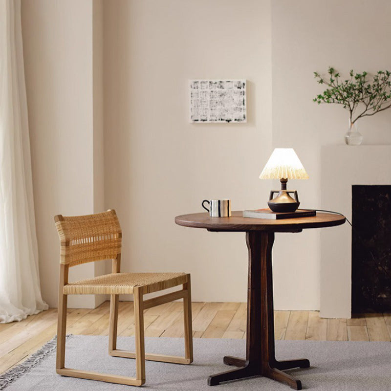 Moderner Mid-Century Couchtisch aus Massivholz mit gekreuztem Fuß für das Wohnzimmer 
