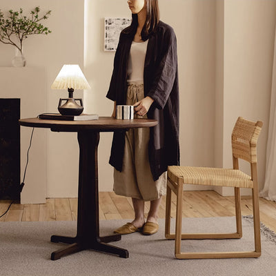Moderner Mid-Century Couchtisch aus Massivholz mit gekreuztem Fuß für das Wohnzimmer 