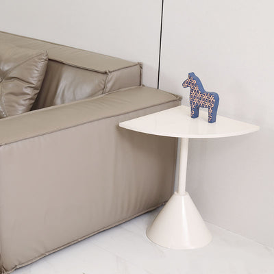 Modern Minimalist Carbon Steel Triangular & Fan-Shaped End Table For Living Room