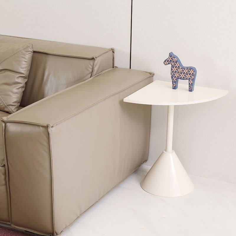 Modern Minimalist Carbon Steel Triangular & Fan-Shaped End Table For Living Room