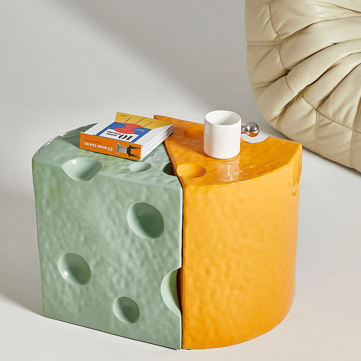 Mesa Auxiliar Contemporánea Creativa de Acrílico y Plástico en Forma de Queso para Decoración de Sala de Estar 