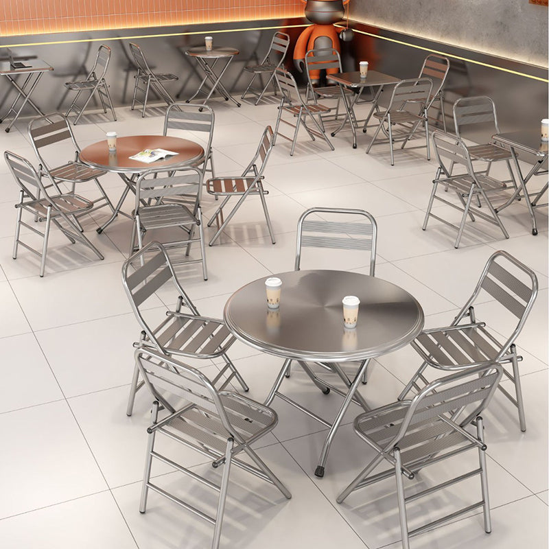 Zeitgenössisches industrielles rechteckiges Klapp-Esstisch- und Stuhlset aus doppelwandigem Edelstahl für Restaurants 
