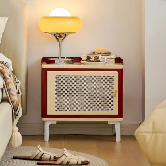Mesita de noche moderna de mediados de siglo cuadrada de chapa de acero laminado en frío galvanizado perforado con 1 gabinete para dormitorio 