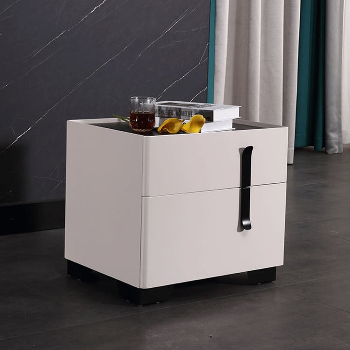 Zeitgenössischer skandinavischer quadratischer beiger 2-Schubladen-Aufbewahrungsnachttisch - Minimalistischer Nachttisch für das Schlafzimmer 