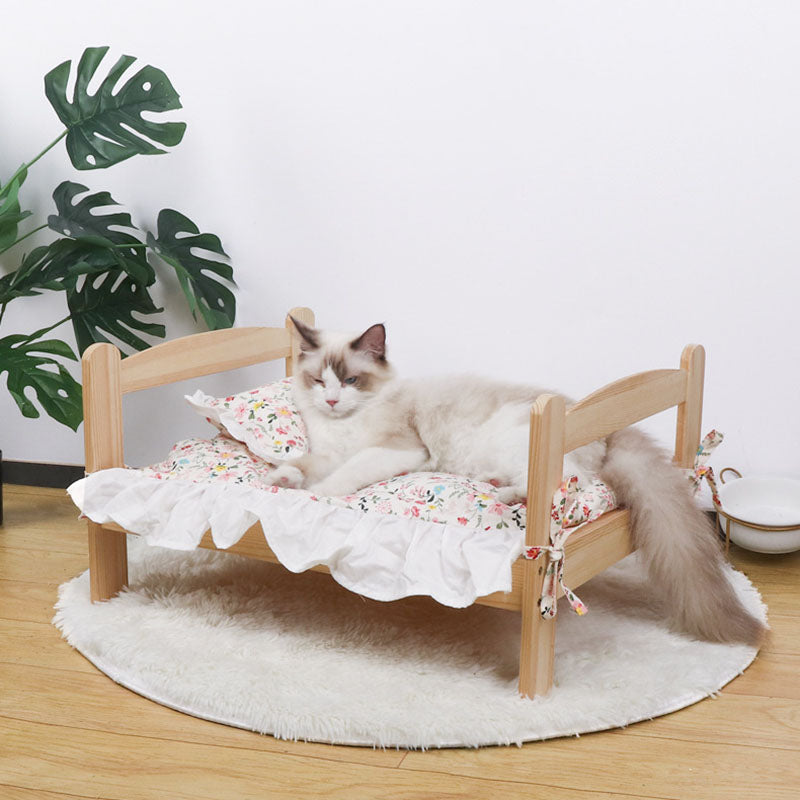 Modernes skandinavisches rechteckiges Katzenbett aus Kiefernholz mit bedrucktem Stoff für das Schlafzimmer 