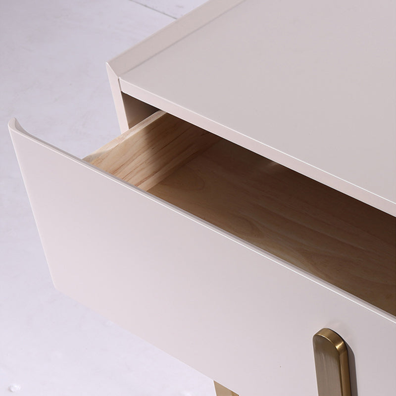 Table de chevet moderne de luxe mat beige : design flottant en acier inoxydable revêtu de titane, avec un seul tiroir, pour chambre à coucher 