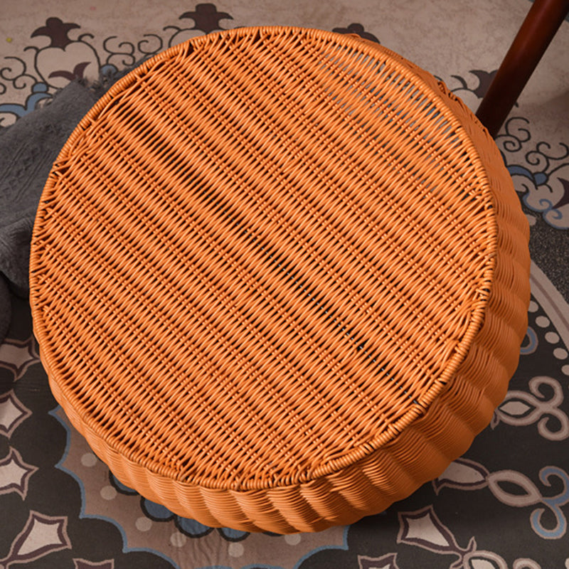Lit pour chat tissé à la main en faux rotin en PP/PE, tissu velours, forme ronde orange, style contemporain et créatif, pour chambre et salon 