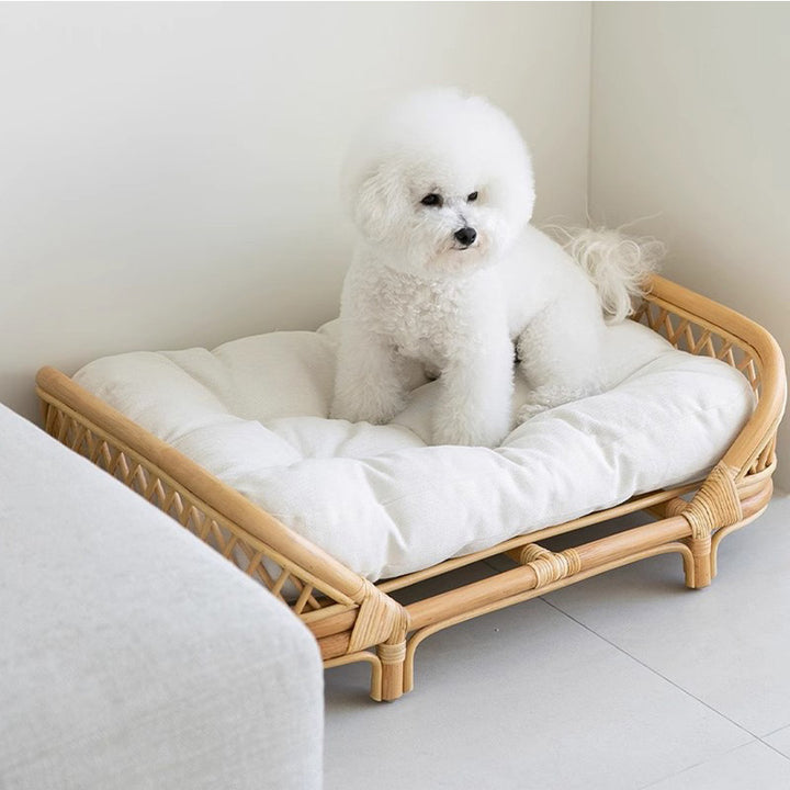 Lit rectangulaire traditionnel de ferme en rotin indonésien tissé à la main avec tissu pour chat, pour chambre à coucher 