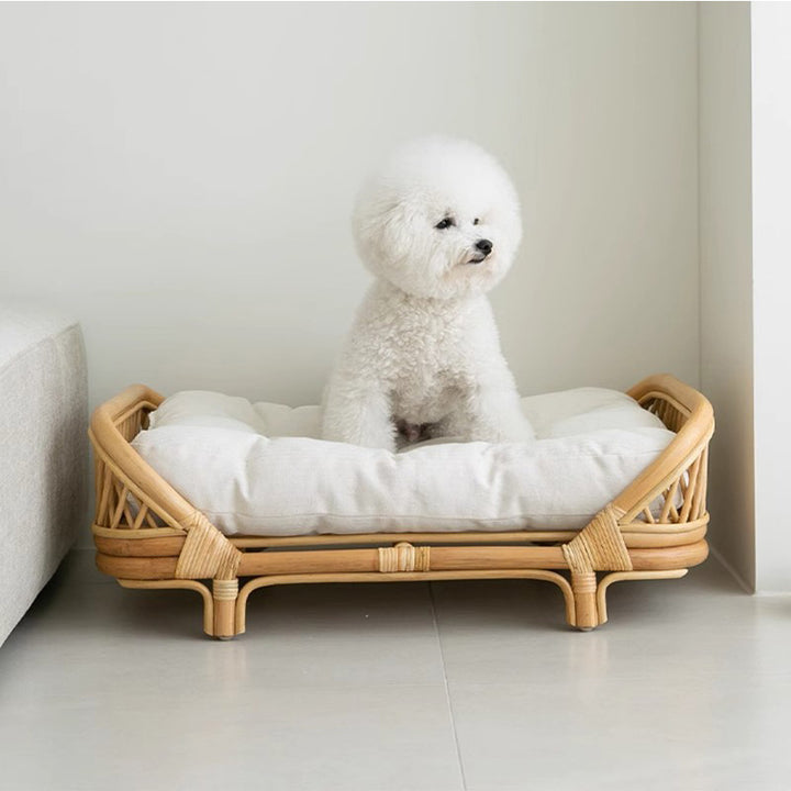 Lit rectangulaire traditionnel de ferme en rotin indonésien tissé à la main avec tissu pour chat, pour chambre à coucher 