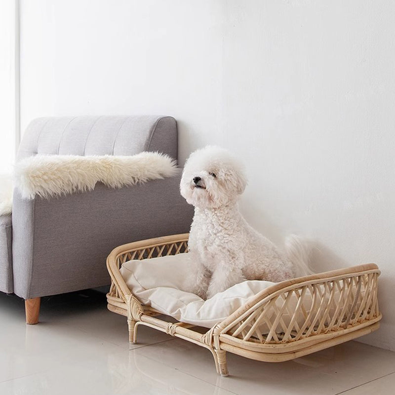 Lit rectangulaire traditionnel de ferme en rotin indonésien tissé à la main avec tissu pour chat, pour chambre à coucher 