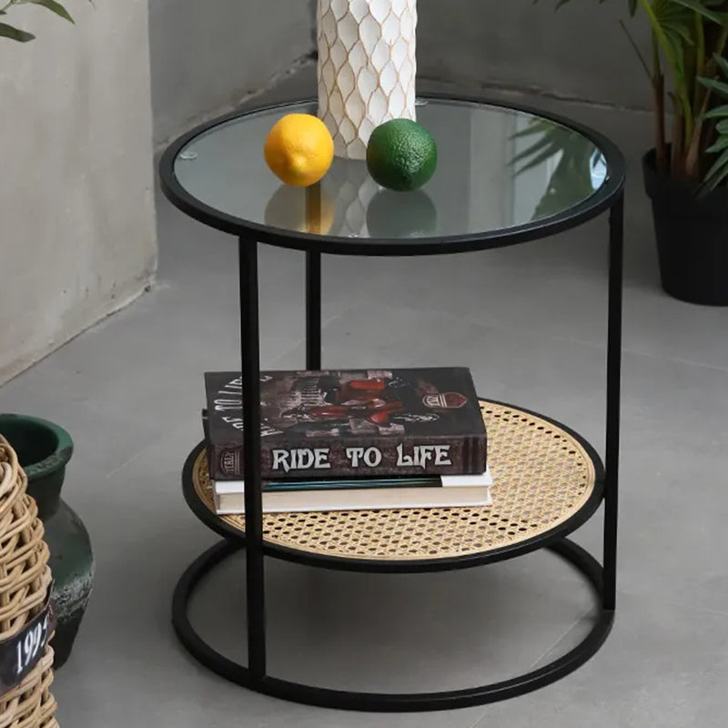 Moderner minimalistischer runder Glastisch: Natürlicher indonesischer Rattan &amp; handgewebt - 2-stufiger Beistelltisch für das Wohnzimmer 
