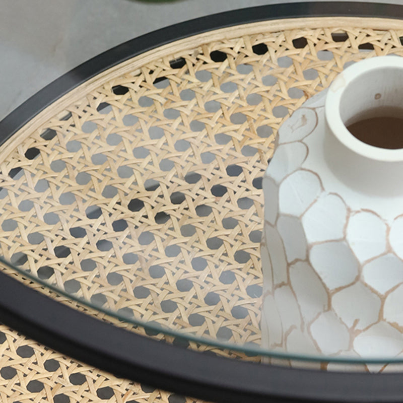 Moderner minimalistischer runder Glastisch: Natürlicher indonesischer Rattan &amp; handgewebt - 2-stufiger Beistelltisch für das Wohnzimmer 