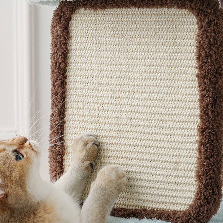 Arbre à chat contemporain et créatif en panneaux de particules ronds, bois fruitier naturel, tissu velours et sisal pour salon 