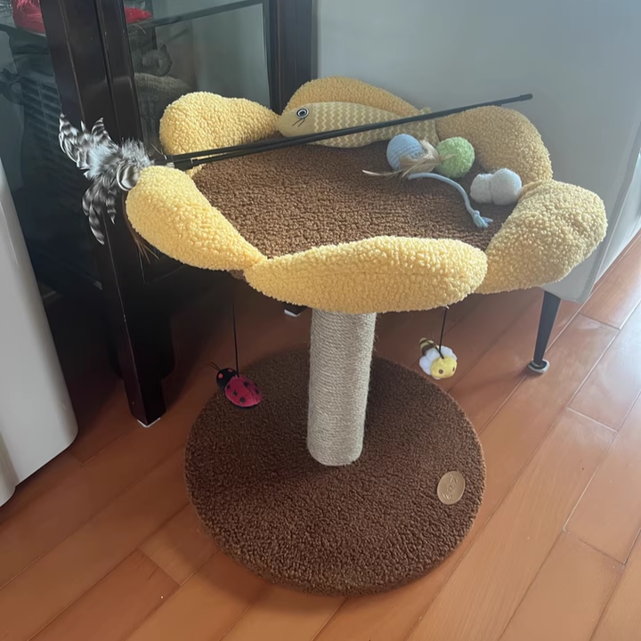 Árbol para gatos contemporáneo creativo redondo de aglomerado con tela de terciopelo y sisal en forma de girasol de 2/3 niveles para sala de estar 