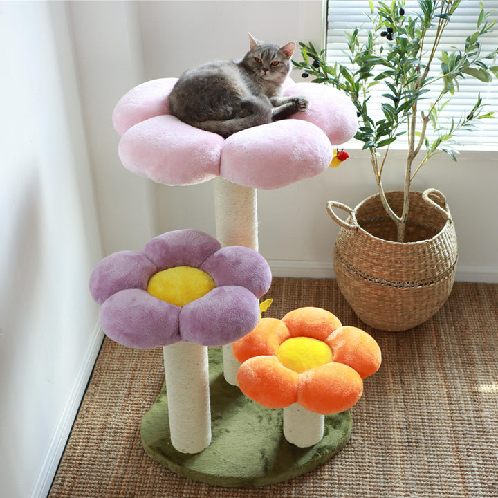 Zeitgenössischer skandinavischer runder Spanplatten-Kraftpapiertube-Sisal-Samtstoff-Blumen-Kratzbaum 3-stufig für Wohnzimmer 